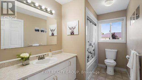 323 Mapleview Road, Quinte West (Murray Ward), ON - Indoor Photo Showing Bathroom