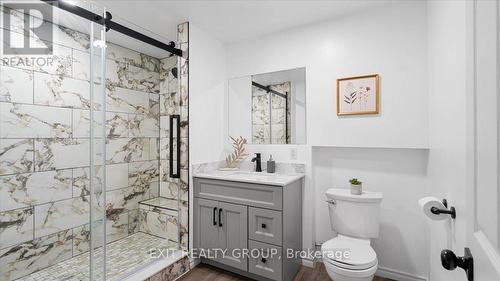 323 Mapleview Road, Quinte West (Murray Ward), ON - Indoor Photo Showing Bathroom