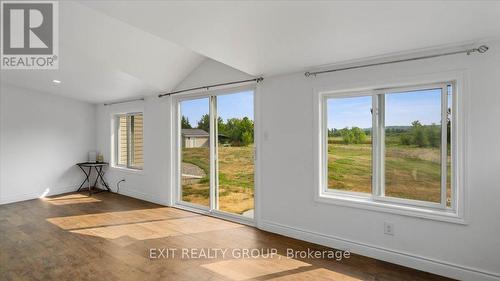 323 Mapleview Road, Quinte West (Murray Ward), ON - Indoor Photo Showing Other Room