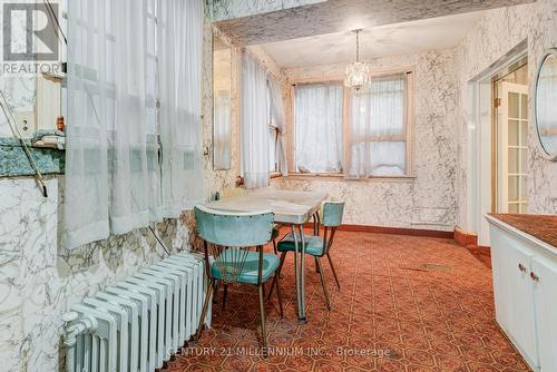 99 Blake Street, Hamilton, ON - Indoor Photo Showing Bathroom