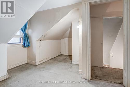 99 Blake Street, Hamilton, ON - Indoor Photo Showing Other Room