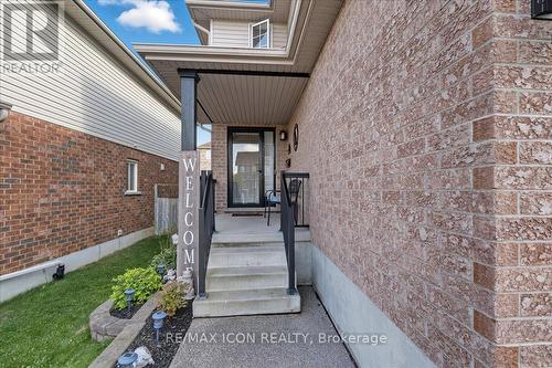 57 Tweedsdale Street, Kitchener, ON - Outdoor