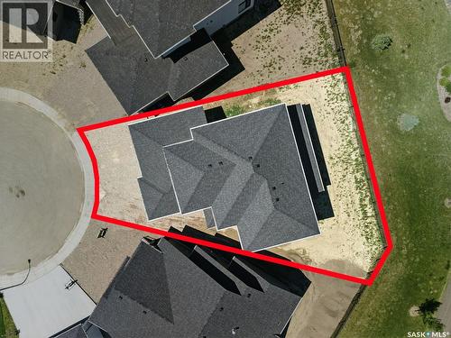 319 Woolf Bay, Saskatoon, SK - 