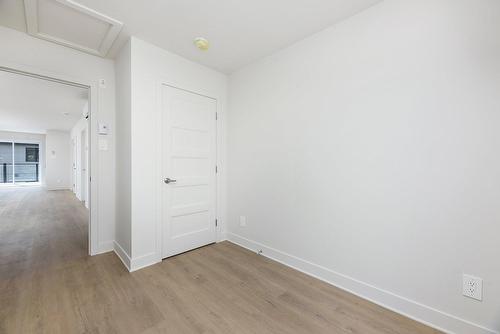 Bedroom - 203-162 Rue Notre-Dame, Salaberry-De-Valleyfield, QC - Indoor Photo Showing Other Room