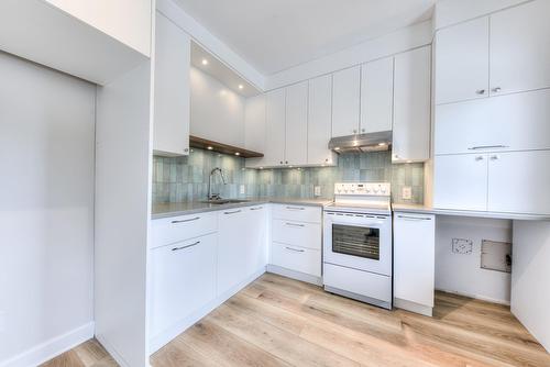 Cuisine - 2266 Rue Denonville, Montréal (Le Sud-Ouest), QC - Indoor Photo Showing Kitchen