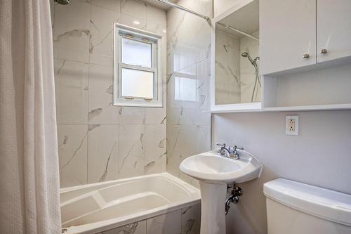 Bathroom - 7 Rue Jean-Cadieux, Boucherville, QC - Indoor Photo Showing Bathroom