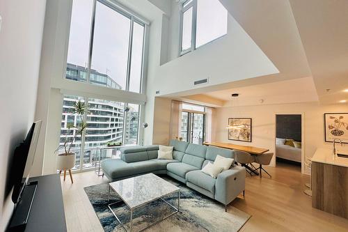 Vue d'ensemble - 714-700 Rue Des Éclaircies, Brossard, QC - Indoor Photo Showing Living Room