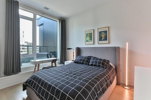 Chambre à coucher - 714-700 Rue Des Éclaircies, Brossard, QC - Indoor Photo Showing Bedroom