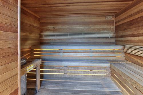 Sauna - 714-700 Rue Des Éclaircies, Brossard, QC - Indoor Photo Showing Other Room