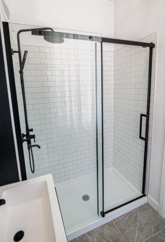 Dwelling - 1015  - 1023 Rue St-Jean, Québec (La Cité-Limoilou), QC - Indoor Photo Showing Bathroom