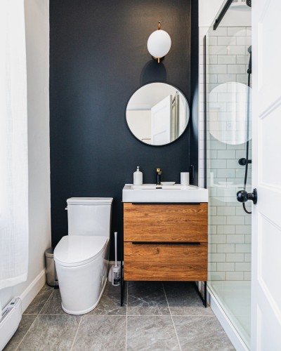 Dwelling - 1015  - 1023 Rue St-Jean, Québec (La Cité-Limoilou), QC - Indoor Photo Showing Bathroom
