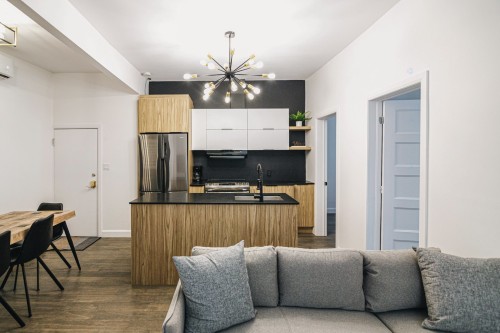 Dwelling - 1015  - 1023 Rue St-Jean, Québec (La Cité-Limoilou), QC - Indoor Photo Showing Living Room