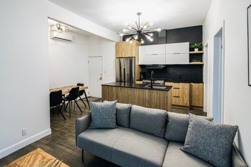 Dwelling - 1015  - 1023 Rue St-Jean, Québec (La Cité-Limoilou), QC - Indoor Photo Showing Living Room