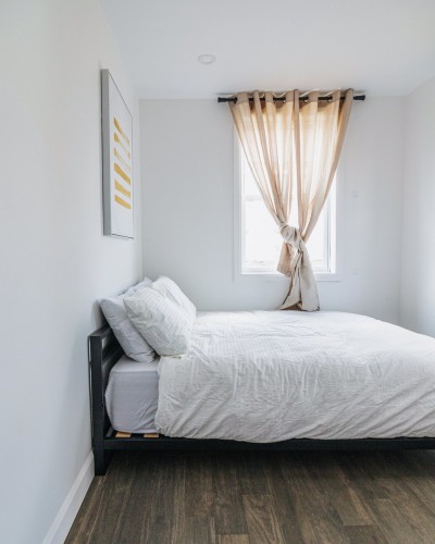 Dwelling - 1015  - 1023 Rue St-Jean, Québec (La Cité-Limoilou), QC - Indoor Photo Showing Bedroom