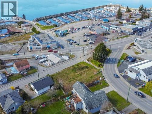 4426 Westview Ave, Powell River, BC 