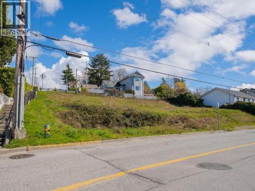 4426 Westview Ave, Powell River, BC 