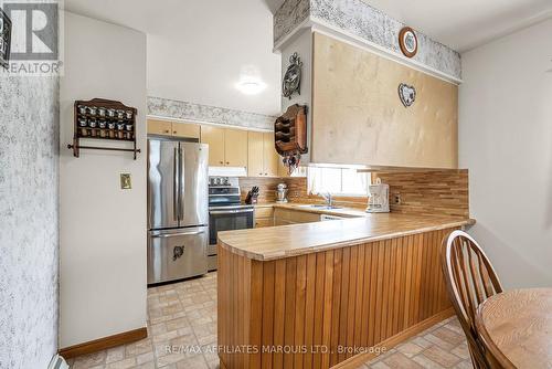 116 Lottie Avenue, Cornwall, ON - Indoor Photo Showing Kitchen
