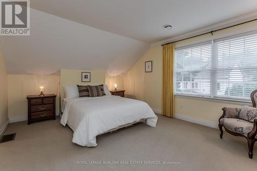 149 North Shore Boulevard E, Burlington, ON - Indoor Photo Showing Bedroom