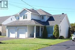 15 GEORGE AVENUE  Perth, ON K7H 2Y7