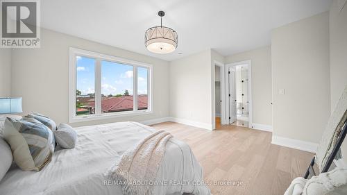 1 West Avenue, Hamilton, ON - Indoor Photo Showing Bedroom
