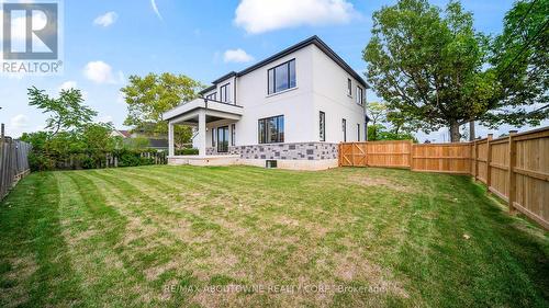 1 West Avenue, Hamilton, ON - Outdoor