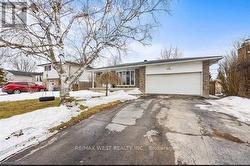 653 FLEET STREET  Kingston, ON K7M 5A4