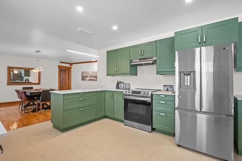 Kitchen - 649 Ch. Du Lac-Quenouille, Lac-Supérieur, QC - Indoor Photo Showing Kitchen With Upgraded Kitchen