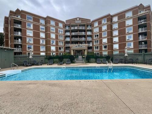 105 40 Regency Park Drive, Halifax, NS 
