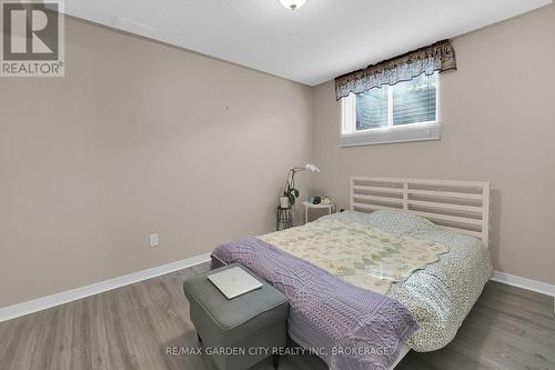 176 Beckett Crescent, Pelham (Fonthill), ON - Indoor Photo Showing Bedroom