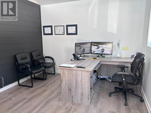 4 Bartlett Drive, Seguin, ON 