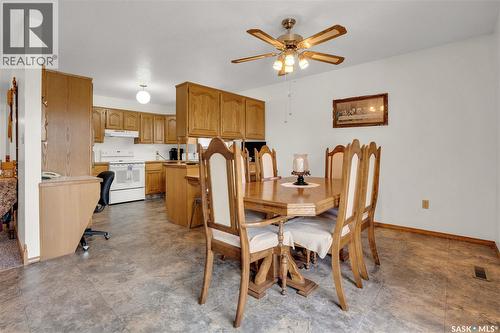 109 1St Avenue E, Gravelbourg, SK - Indoor Photo Showing Dining Room
