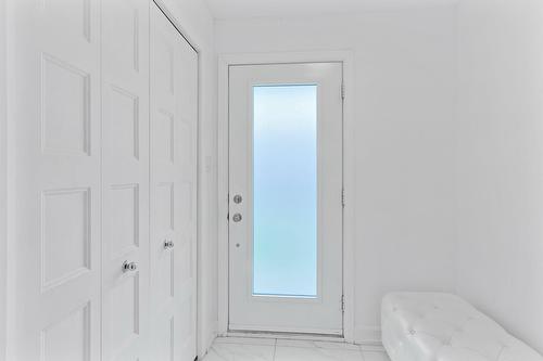 Hall - 73 Av. Des Tilleuls, Salaberry-De-Valleyfield, QC - Indoor