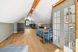 Primary bedroom - 