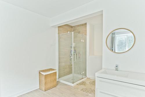 Salle de bains attenante à la CCP - 1000Z 10E Rang, Saint-Herménégilde, QC 