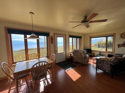 Interior - 200 Boul. Perron E., Caplan, QC - Indoor