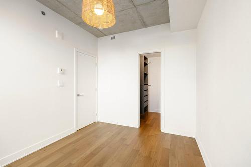 Chambre à coucher principale - 429-2180 Rue Ste-Catherine E., Montréal (Ville-Marie), QC - Indoor Photo Showing Other Room