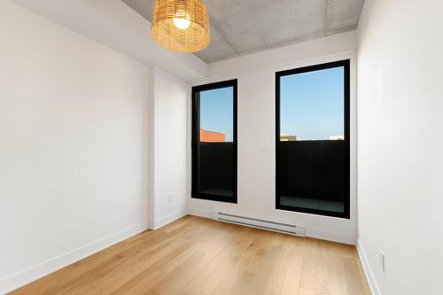 Chambre à coucher principale - 429-2180 Rue Ste-Catherine E., Montréal (Ville-Marie), QC - Indoor Photo Showing Other Room