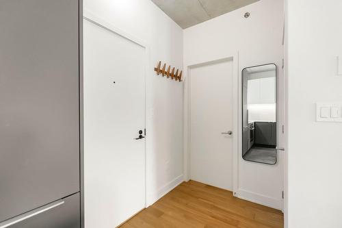 Hall d'entrée/Vestibule - 429-2180 Rue Ste-Catherine E., Montréal (Ville-Marie), QC - Indoor Photo Showing Other Room