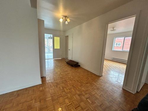 Hall - 2802 Rue Modugno, Montréal (Saint-Laurent), QC - Indoor Photo Showing Other Room
