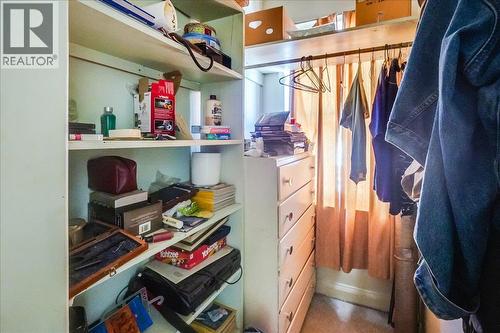 156 Haig Street Street, Warfield, BC - Indoor With Storage