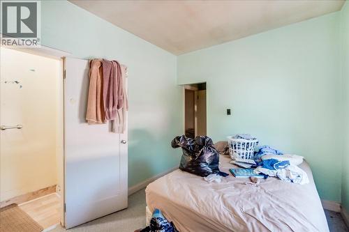 156 Haig Street Street, Warfield, BC - Indoor Photo Showing Bedroom