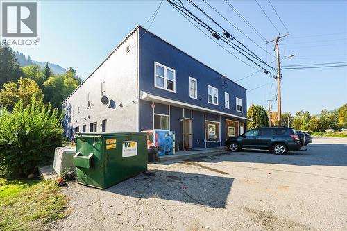 156 Haig Street Street, Warfield, BC - Outdoor