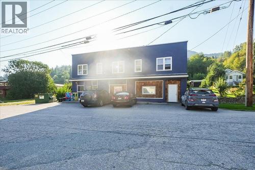 156 Haig Street  Warfield, BC V1R 2L9