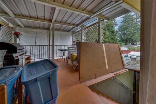 5886 Broadway Rd, Nanaimo, BC 