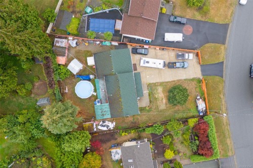 5886 Broadway Rd, Nanaimo, BC 