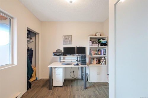 3883 Douglas St, Saanich, BC 