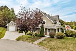 680 Mtée des Pins S.  Coaticook, QC J1A 3H4