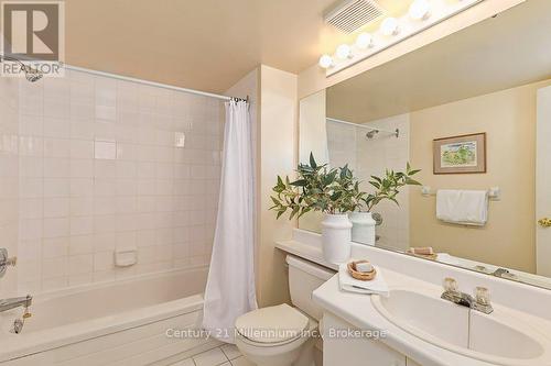 24 - 409 Mariners Way, Collingwood, ON - Indoor Photo Showing Bathroom