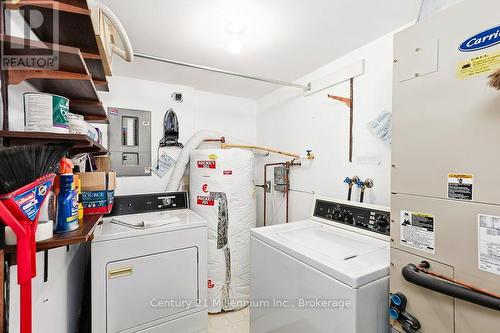 24 - 409 Mariners Way, Collingwood, ON - Indoor Photo Showing Laundry Room