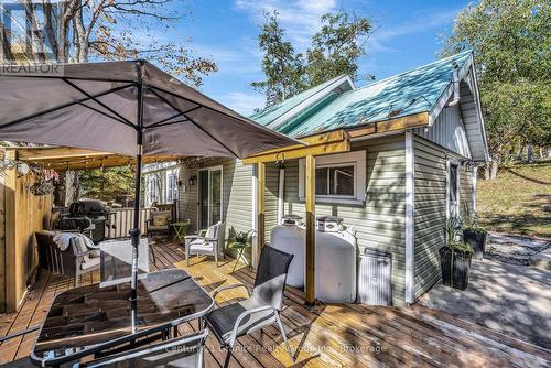 91 Pine Avenue, Dysart Et Al (Dysart), ON - Outdoor With Deck Patio Veranda